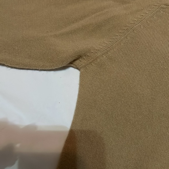 Vintage 70s 100 acrylic Gloria Vanderbilt sweater, size medium - Picture 5 of 7